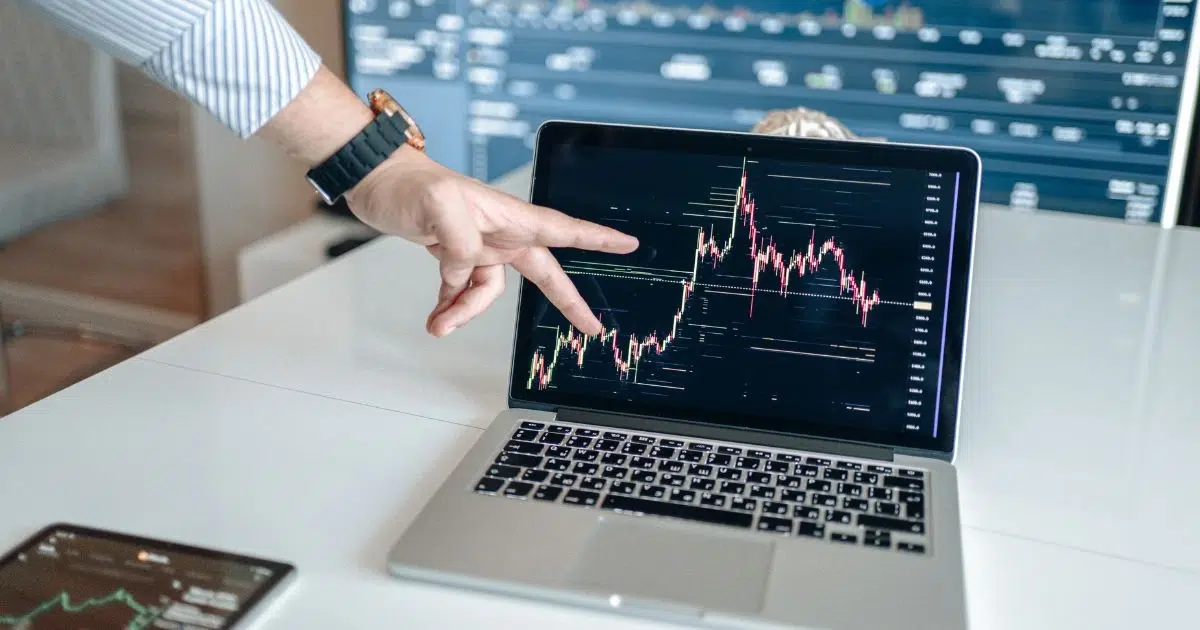 Blogový článek od finanční konzultantky Martiny Burešové na téma Jak si vybudovat milionové portfolio