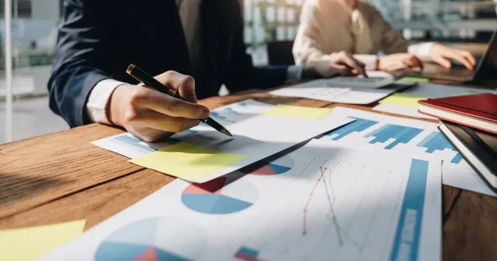 Blogový článek od Vojty Juráka na téma Komplexní majetkový plán: Mapa k vašim finančním cílům